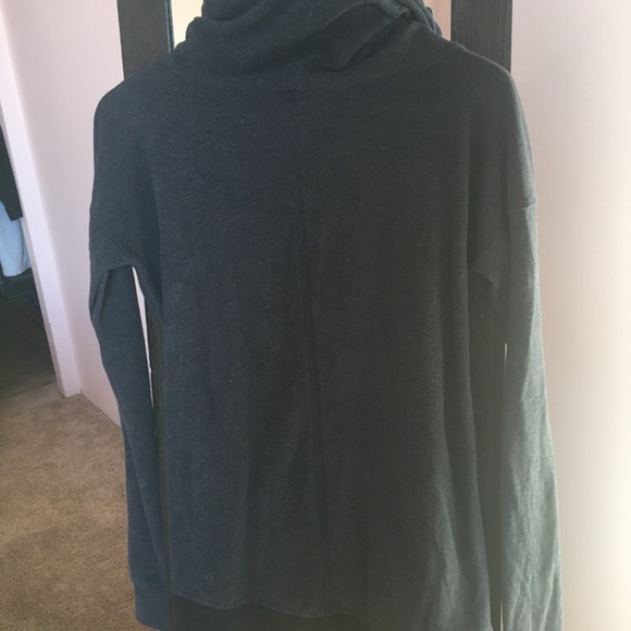 Stress less pullover - Picture 2 of 5